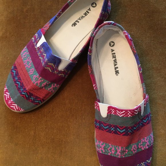 Airwalk Sneakers, size 8 1/2 - Picture 2 of 2